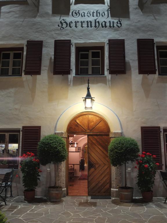 Gasthof Herrnhaus Brixlegg Ngoại thất bức ảnh